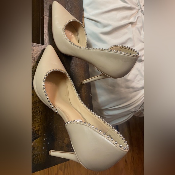 Steve Madden Nude Heels - Picture 6 of 6